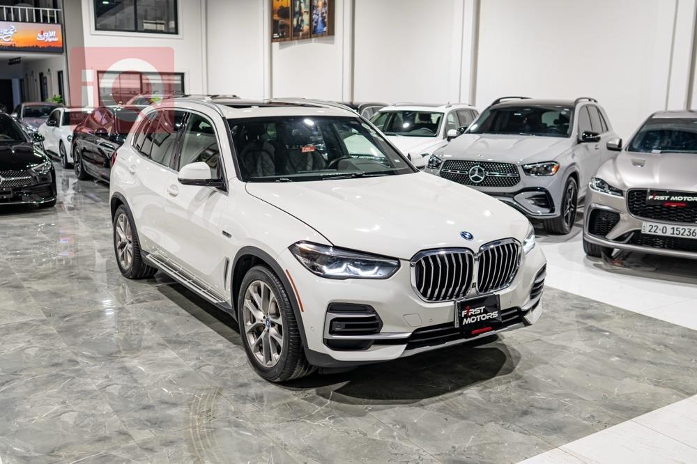https://cdn.iqcars.ioc7836df8-e3b1-43ad-b039-c34d2ebdf9d5_0.jpg